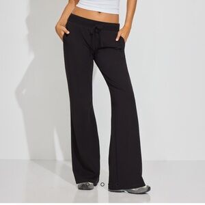 Garage snatch booty pants